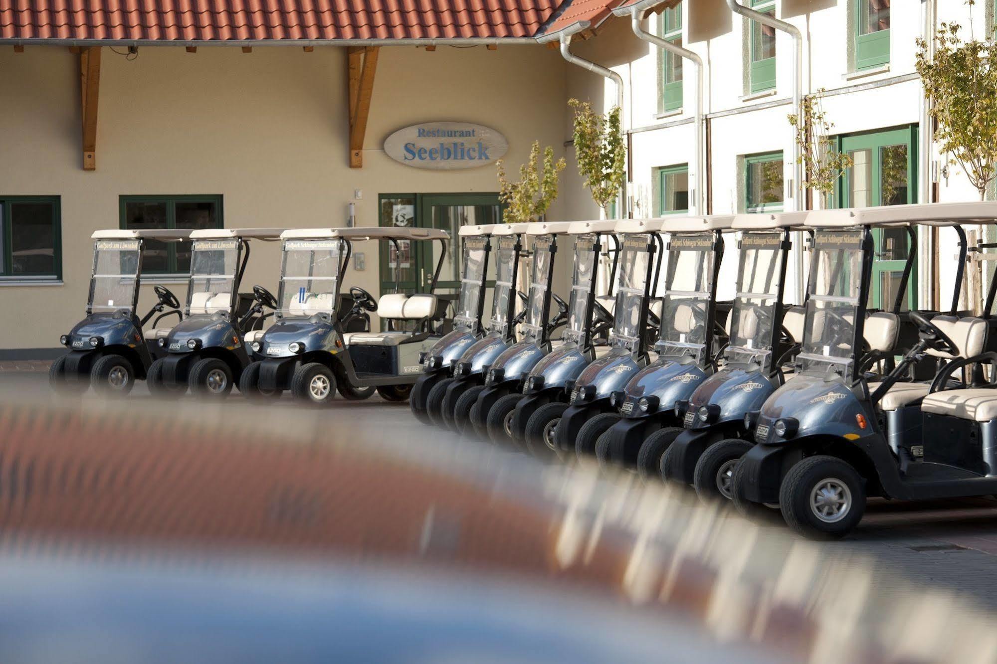 Apartments Golfpark Schlossgut Sickendorf Lauterbach Екстериор снимка