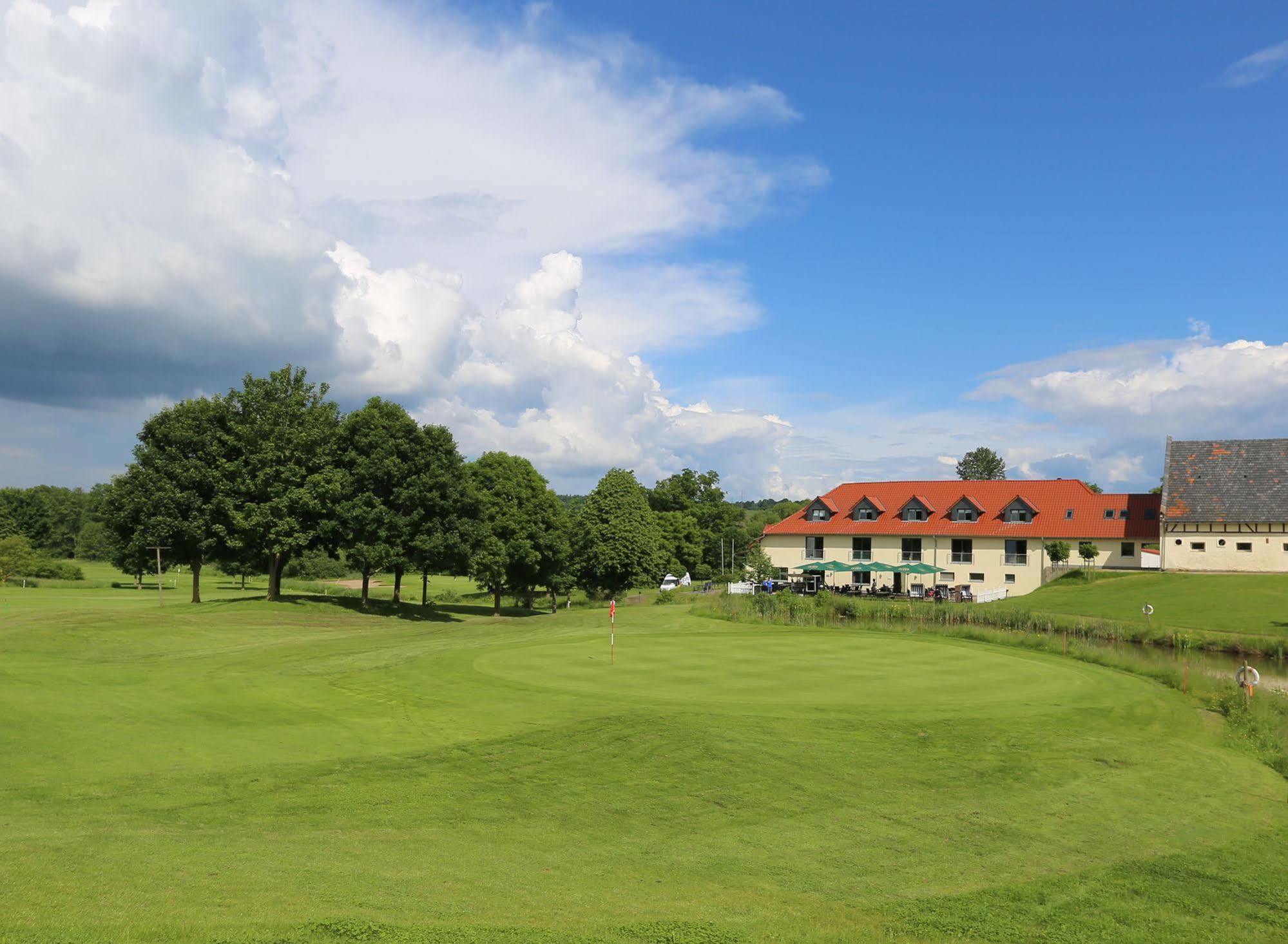 Apartments Golfpark Schlossgut Sickendorf Lauterbach Екстериор снимка