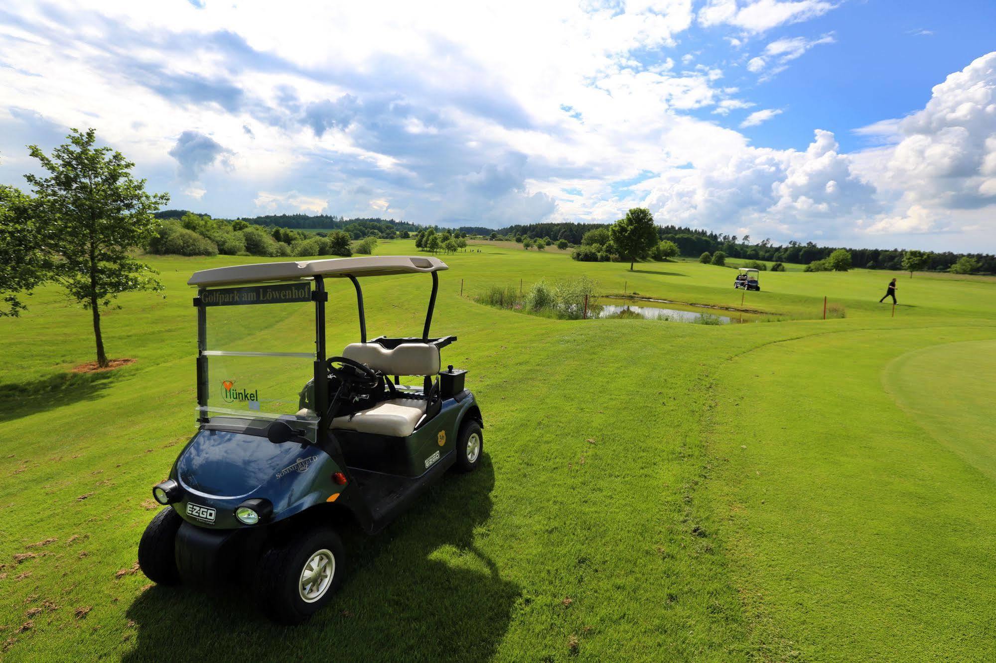 Apartments Golfpark Schlossgut Sickendorf Lauterbach Екстериор снимка